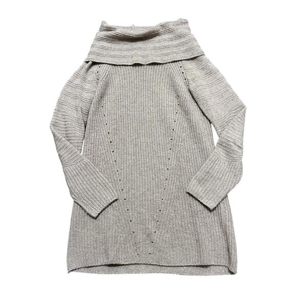 Neiman Marcus Sweaters - Neiman Marcus Cashmere Foldover Longer Length Sweater